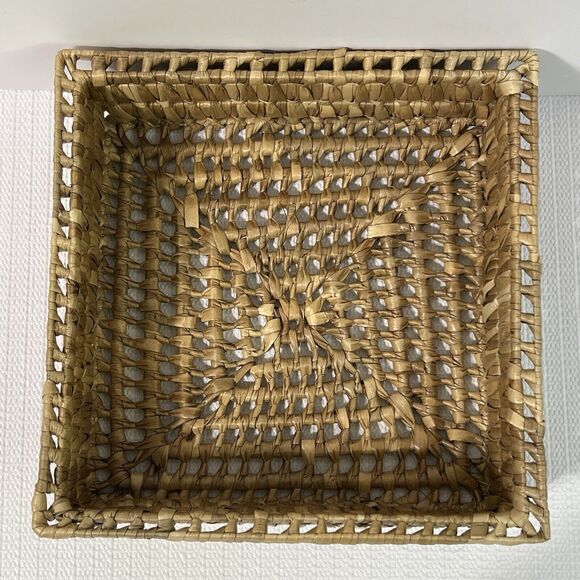 Vintage Square Woven Basket Catchall Interior Decor - Picture 5 of 13